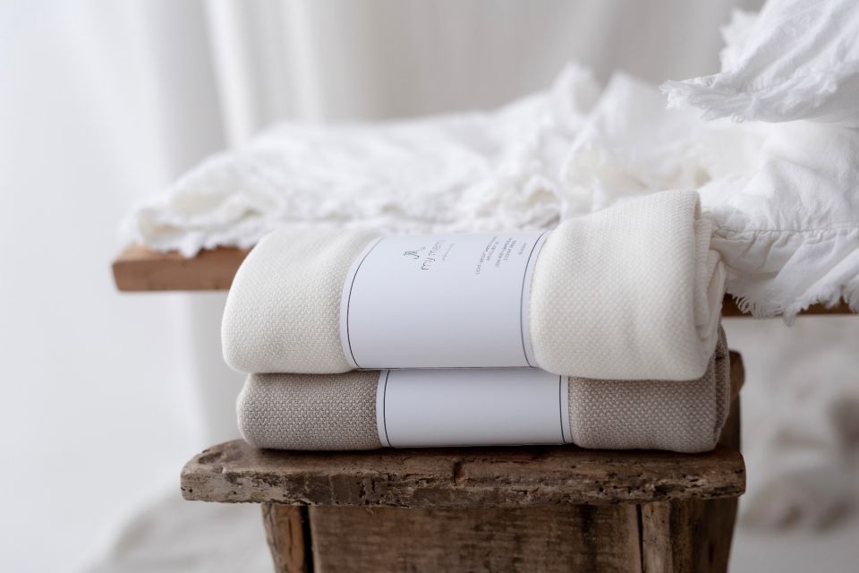 Otulacz / lekki kocyk bambusowy z jonami srebra 100x100 light beige My Memi - obrazek 2