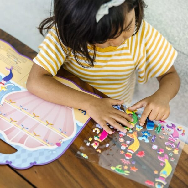 Naklejki wypukłe i wielorazowe Syrenki Melissa & Doug - obrazek 2