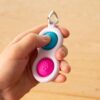 Zawieszka Breloczek Bąbelki Dimpl Fat Brain Toy - obrazek 2