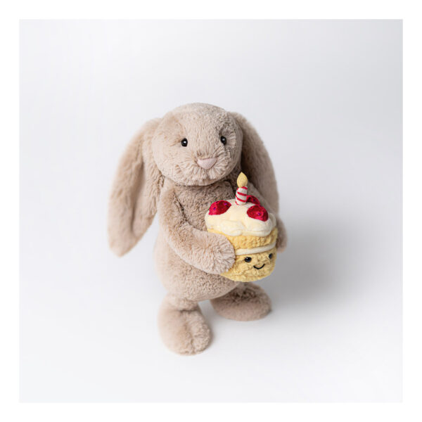 Króliczek Beżowy z Tortem Urodzinowym 31 cm Jellycat - obrazek 3