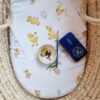 Prześcieradło do wózka/ kosza Mojżesza LUCKY DUCKY Layette - obrazek 2
