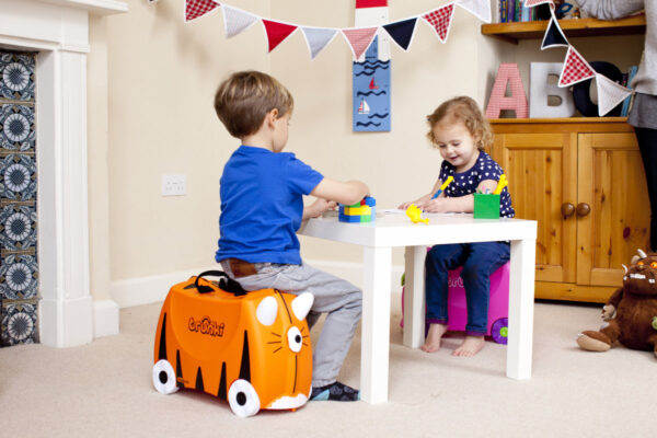 Jeżdżąca walizeczka Trunki - Kotek Cassie TRUNKI - obrazek 5