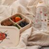 Lunchbox pojemnik silikonowy Ladybug 700 ml Vanilla Copenhagen - obrazek 3