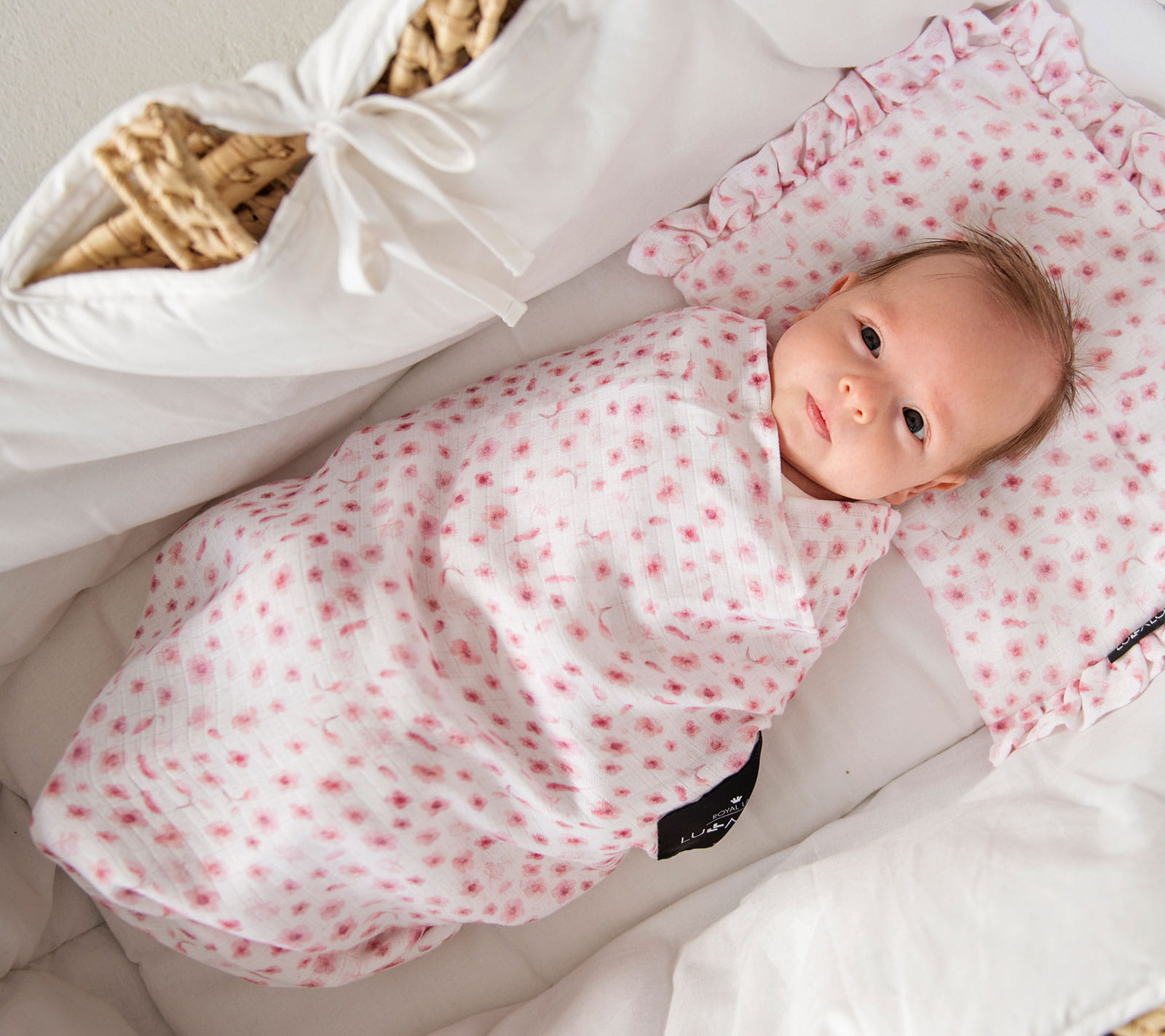 Otulacz muślinowy 100x100 Kwiaty róż LULLALOVE