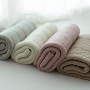 Kocyk ze 100% wełny merino warm KOLORY Lines - premium collection MEMI
