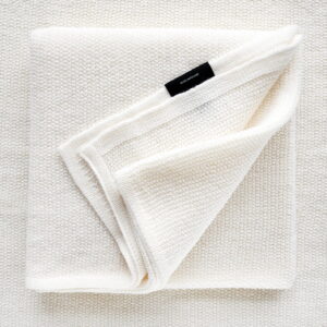 Kocyk-otulacz z 100% wełny merino dla niemowląt 80x100 cm – kokos | Premium, splot Ryżowy