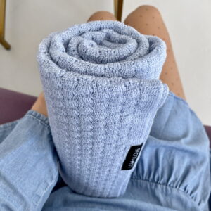 Kocyk-otulacz z 100% wełny merino błękit | Premium, splot motylek LULLALOVE